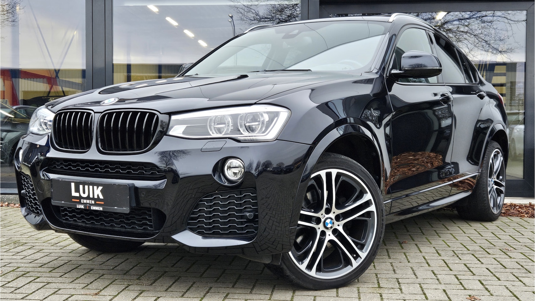 BMW X4 - xDrive35i High Executive + M-SPORT + LED + SCHUIFDAK + CAMERA - AutoWereld.nl