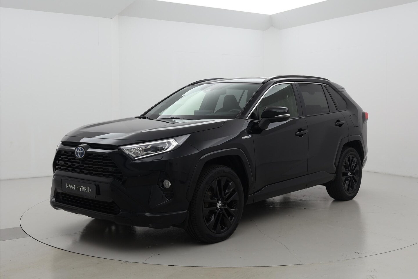 Toyota RAV4 - 2.5 Hybrid AWD Black Edition Trekhaak Dodehoek JBL - AutoWereld.nl