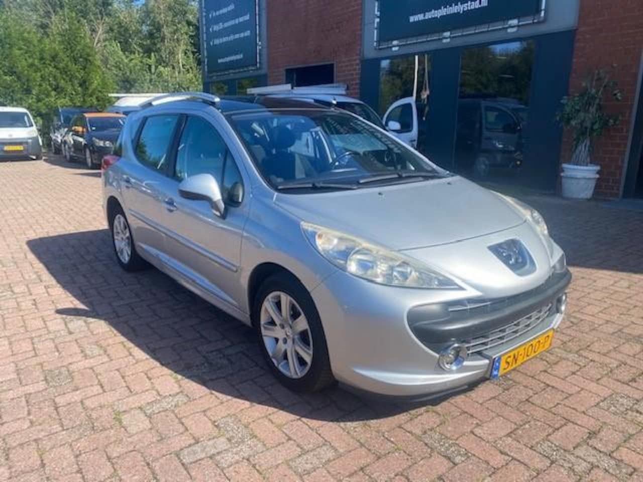 Peugeot 207 SW - 1.6 VTi Sublime Clima, Pano - AutoWereld.nl