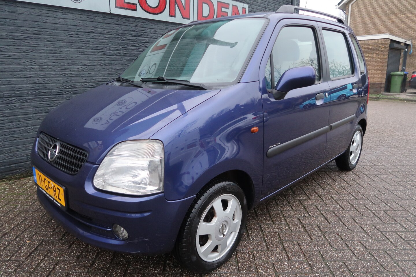 Opel Agila - 1.2-16V Elegance Nette auto incl onderhoudsbeurt - AutoWereld.nl