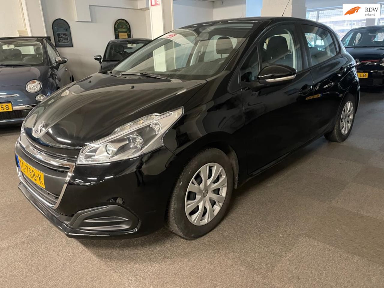 Peugeot 208 - 1.2 PureTech Active Automaat - AutoWereld.nl