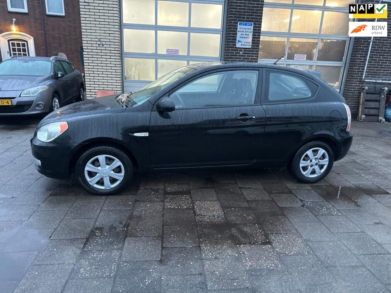 Hyundai Accent - 1.4i Dynamic Joy 1.4i Dynamic Joy - AutoWereld.nl