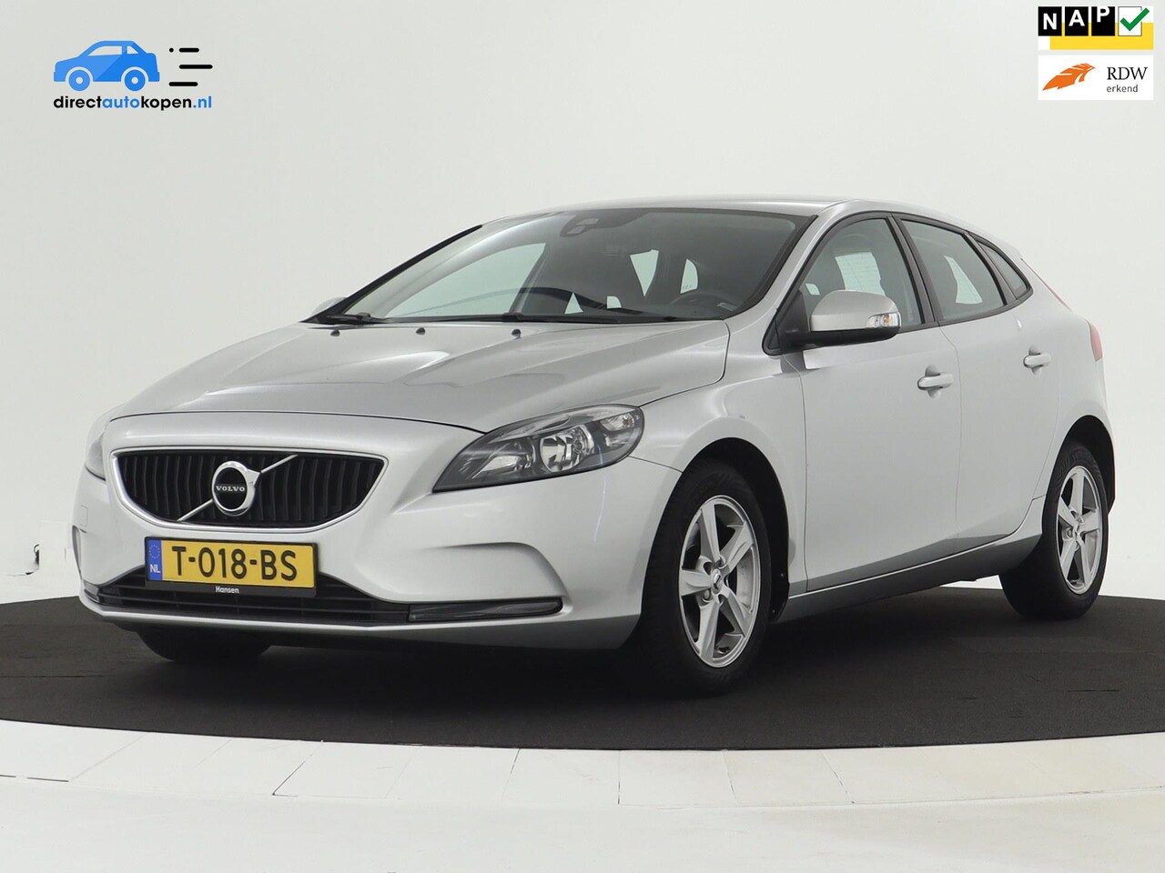 Volvo V40 - 2.0 T2 Momentum NAVI | Bluetooth | Dealer onderhouden - AutoWereld.nl