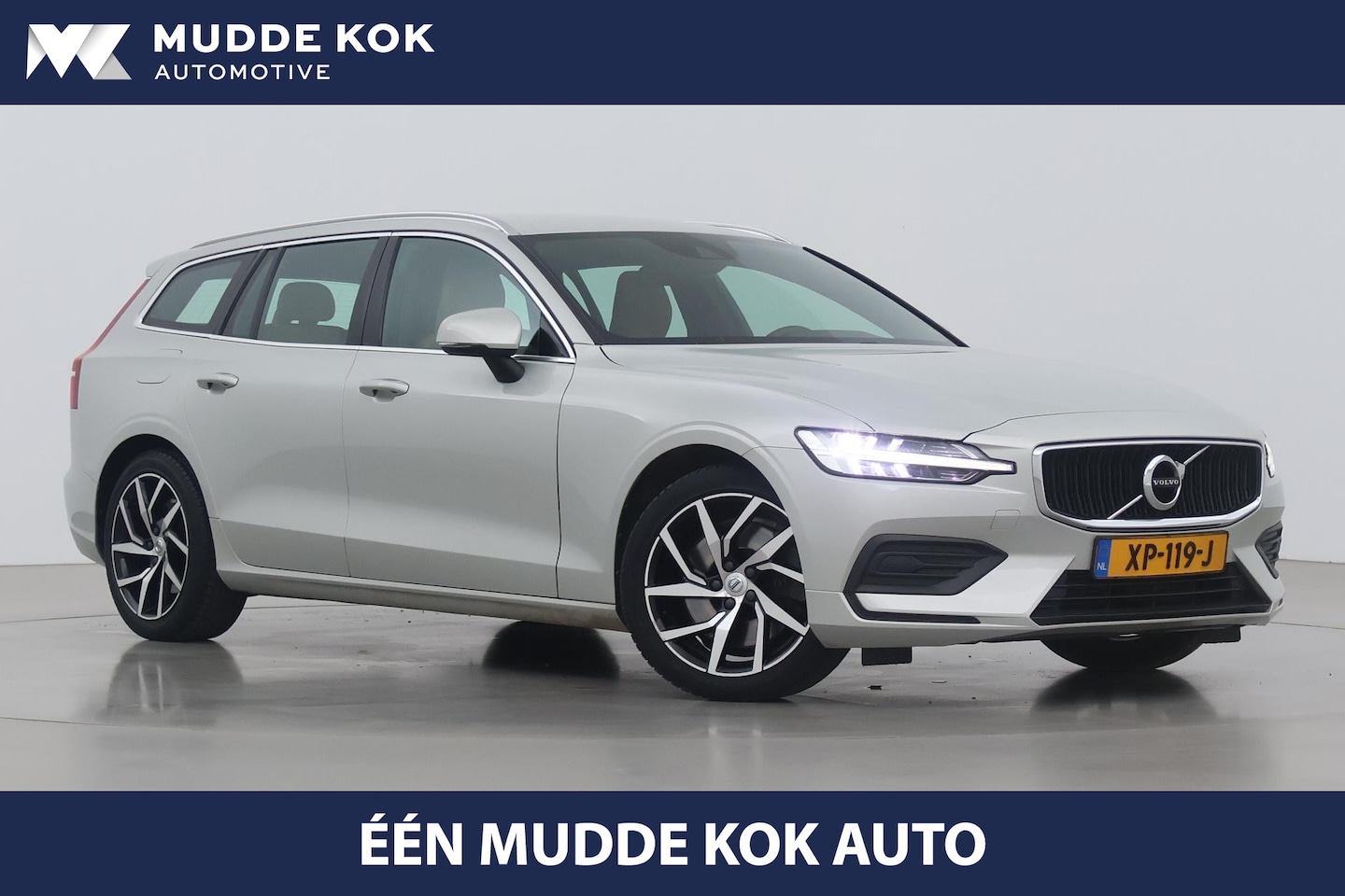 Volvo V60 - T5 | 251Pk! | Leder | Apple Carplay | Keyless | Camera | Stoel+Voorruitverwarming - AutoWereld.nl