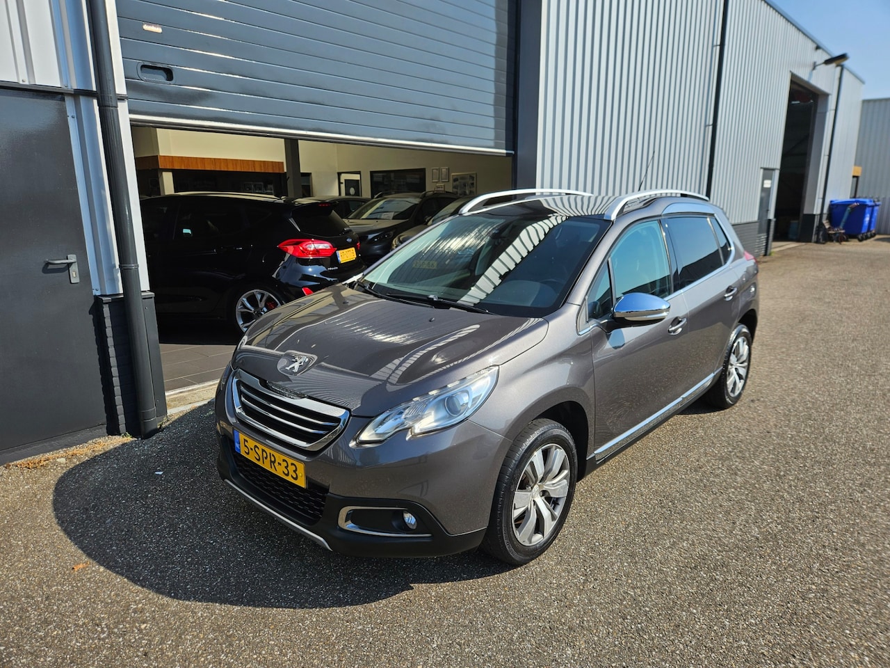 Peugeot 2008 - 1.2 VTi Allure Pack Premium Plus 1.2 VTi Allure Pack Premium Plus - AutoWereld.nl