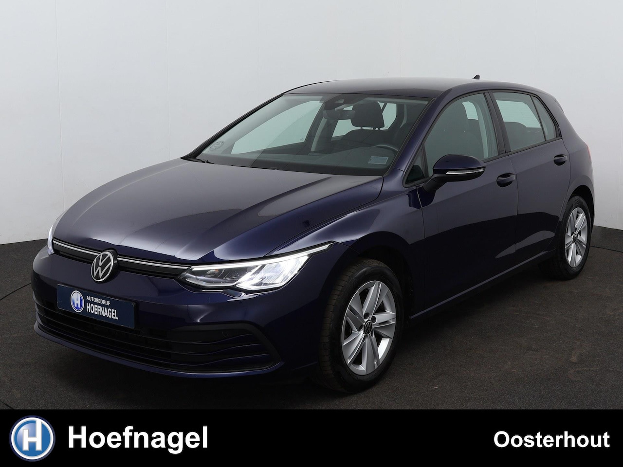 Volkswagen Golf - 1.5 eTSI Life Business Automaat | Adaptive Cruise Control | Parkeersensoren - AutoWereld.nl