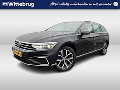 Volkswagen Passat Variant - 1.4 TSI PHEV 218pk DSG GTE Business / Navigatie / LED / Camera / Elek. Achterklep / Stoelv