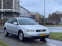 Audi A3 - 1.8 5V Attraction | Airco | NL & NAP | Cruise Control | Parkeersensoren