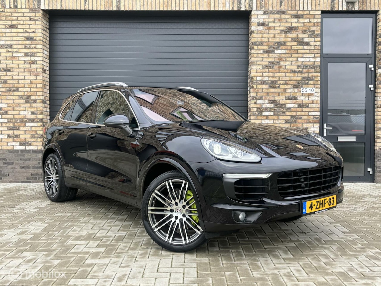 Porsche Cayenne - 3.0 S E-Hybrid CRUISE LEDER MEMORY - AutoWereld.nl