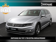 Volkswagen Passat Variant - 1.5 TSI 150 DSG Highline Business R | Panoramadak | Trekhaak