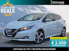 Nissan LEAF - 40 kWh N-Connecta Navigatie / Climate Control / Stuurwielverwarming / Achterbankverwarming