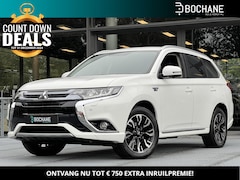 Mitsubishi Outlander - 2.0 PHEV Instyle | Leder | Navigatie | Afneembare trekhaak