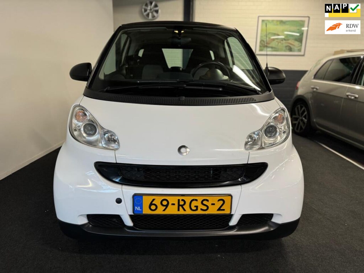 Smart Fortwo coupé - 1.0 mhd Pure / AUTOMAAT / NIEUWE APK / - AutoWereld.nl