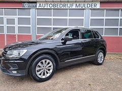 Volkswagen Tiguan - 1.5 TSI 131 Pk Comfortline Business Ecc Nav. Apple Carplay