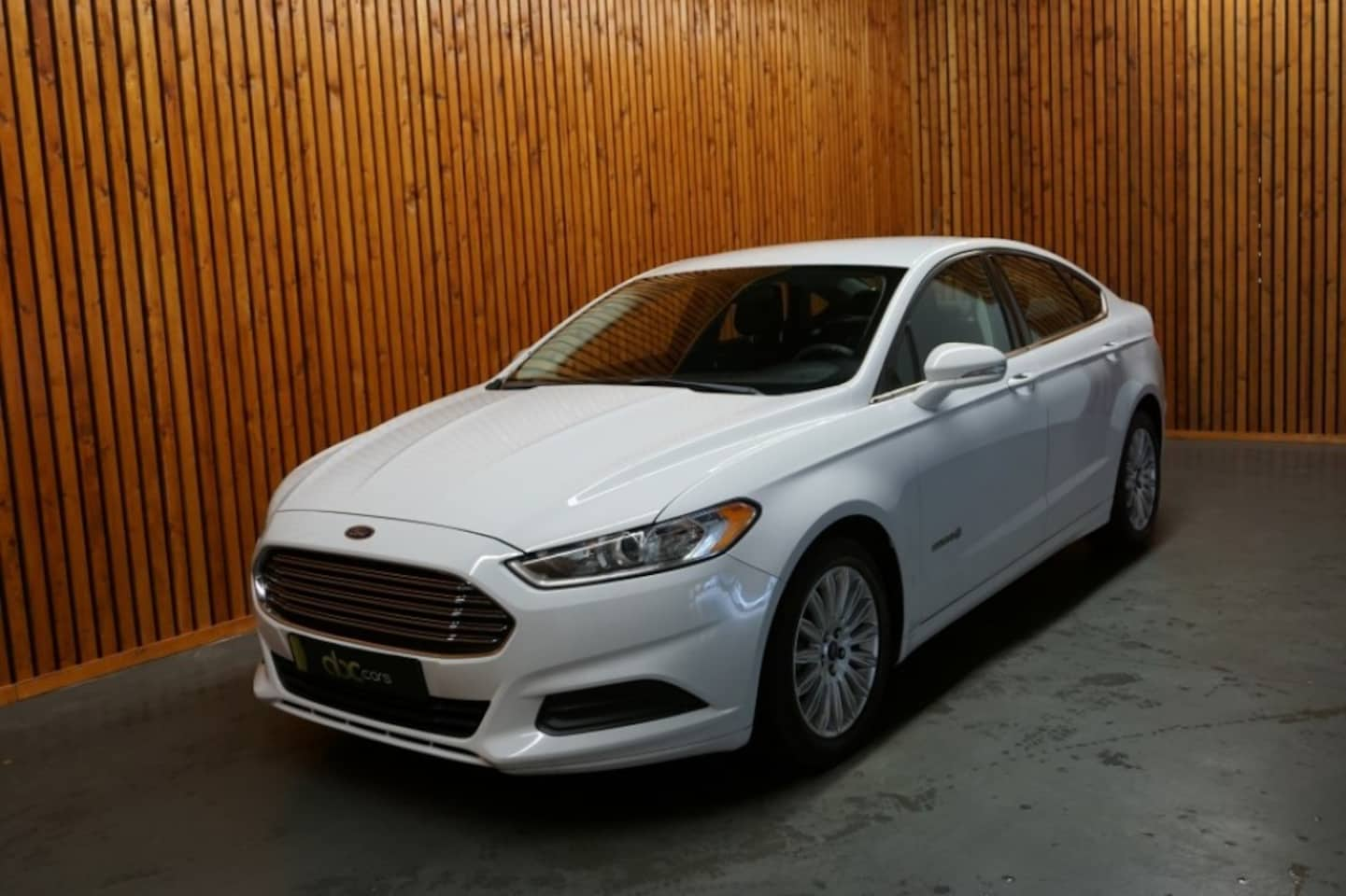 Ford Mondeo - HB 2.0 HYBRIDE SE AUTOMAAT - AutoWereld.nl