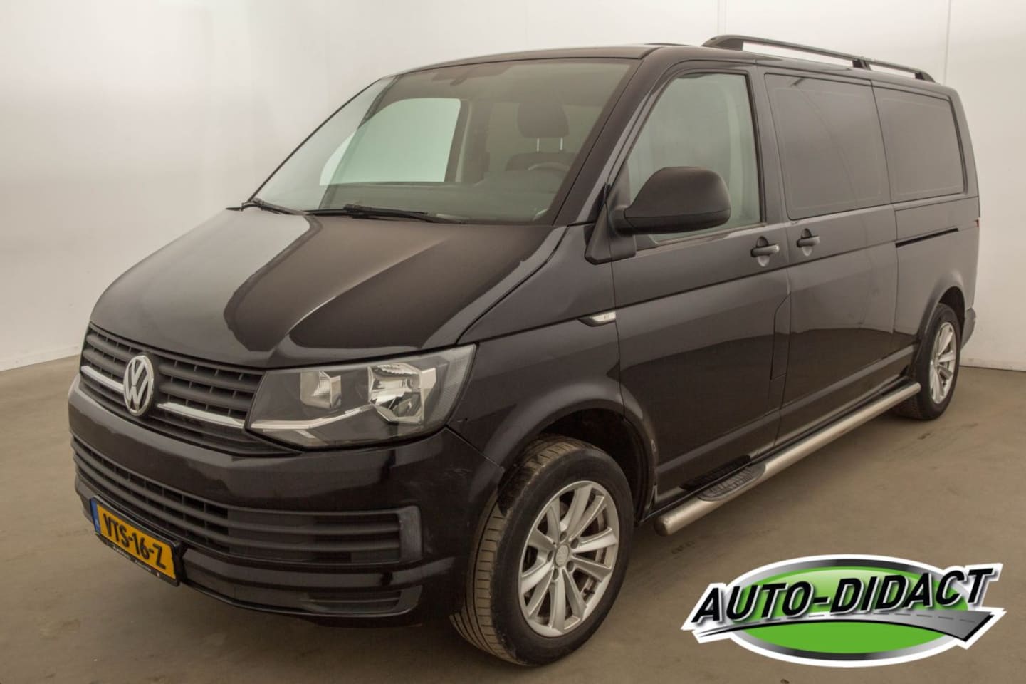 Volkswagen Transporter - 2.0 TDI L2H1 Highline KM Onlogisch - AutoWereld.nl