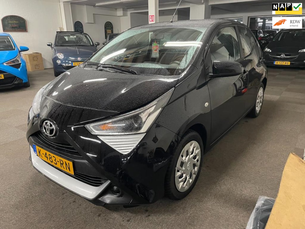 Toyota Aygo - 1.0 VVT-i x-play Camera Airco Navi - AutoWereld.nl