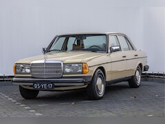 Mercedes-Benz 200-280 (W123) - 300 D