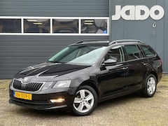 Skoda Octavia Combi - 1.6 TDI parkeersensoren-navigatie-cruise control