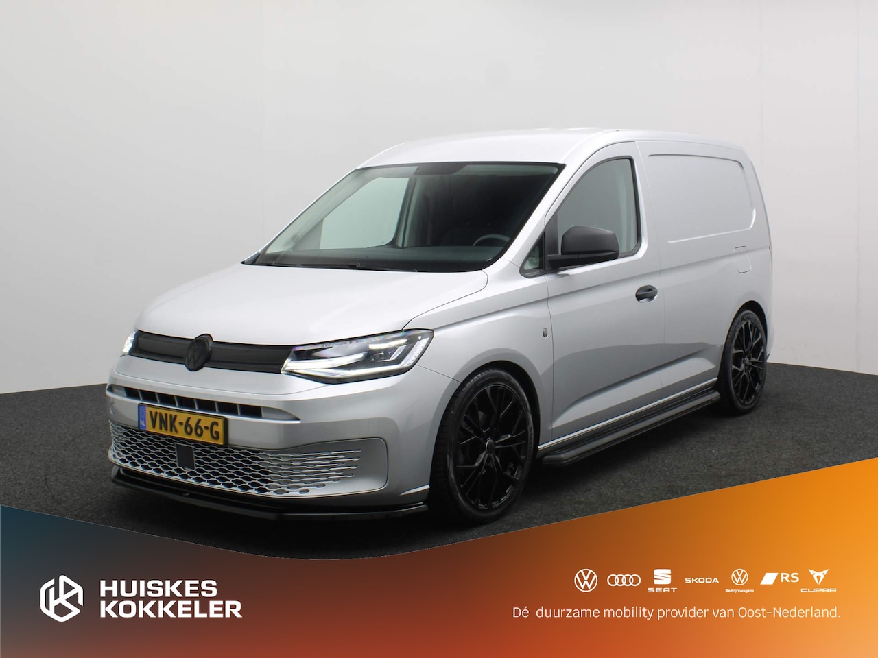 Volkswagen Caddy Cargo - 2.0 TDI 102pk | LED koplampen | Verlaagd | 19" Velgen | Trekhaak - AutoWereld.nl