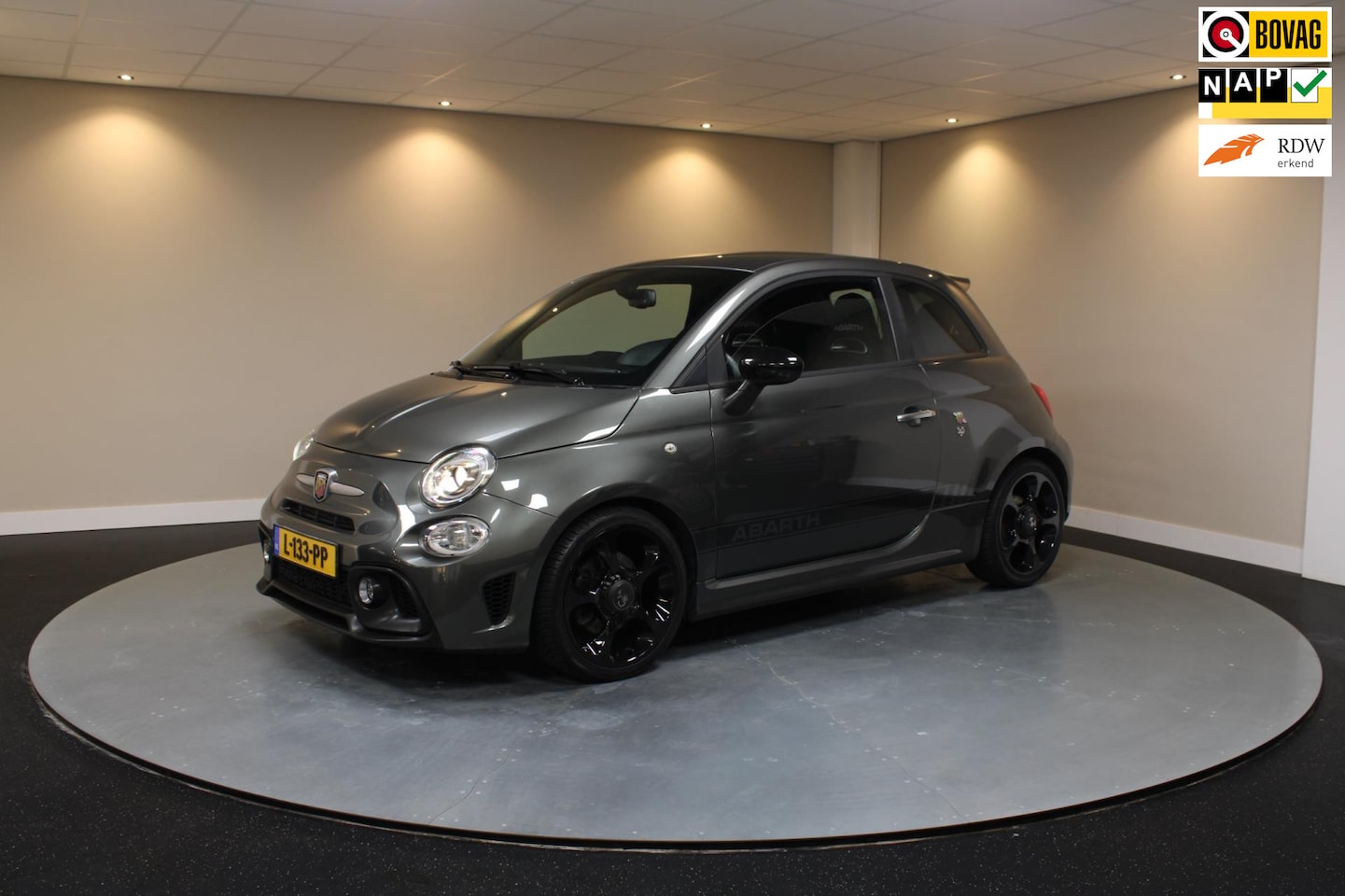 Abarth 595 - Turismo *200Pk! Nieuwe all-season banden + velgen - AutoWereld.nl