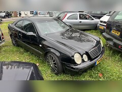 Mercedes-Benz CLK-klasse Coupé - 200 Sport geen APK met werk rijdt en schakelt goed