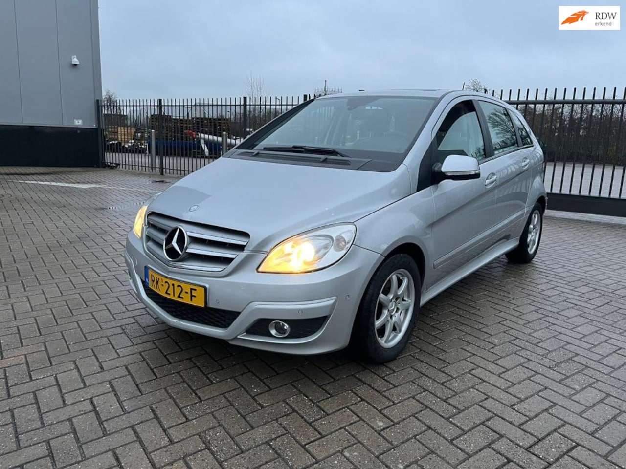 Mercedes-Benz B-klasse - 160 Business Class Full Option - AutoWereld.nl