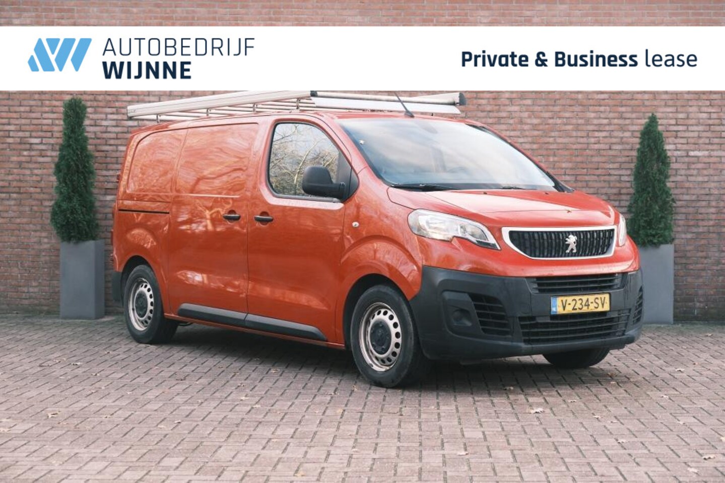 Peugeot Expert - 1.6 BlueHDi 95pk 226S Premium | 3 Zits | Navi | Airco | Cruise | PDC | Trekhaak - AutoWereld.nl