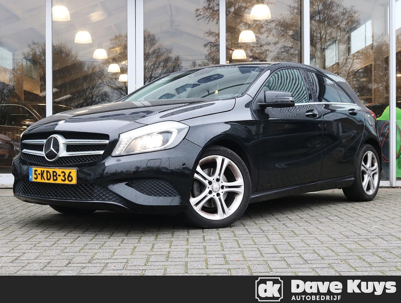 Mercedes-Benz A-klasse - 200 Ambition | Leer | Camera - AutoWereld.nl