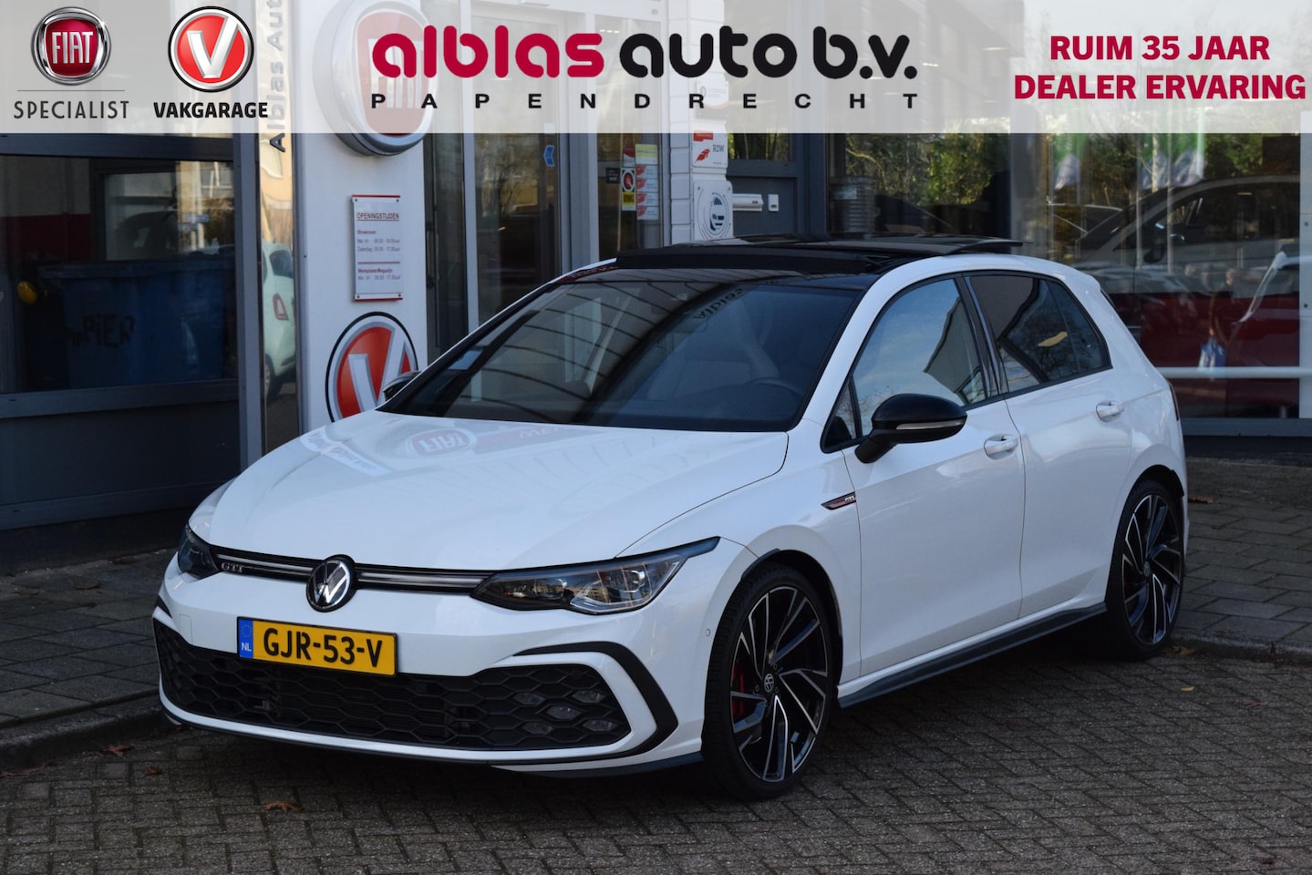 Volkswagen Golf - 2.0 GTI|Leer|Dak|HK|Stoel+stuurverw.|Standkachel - AutoWereld.nl