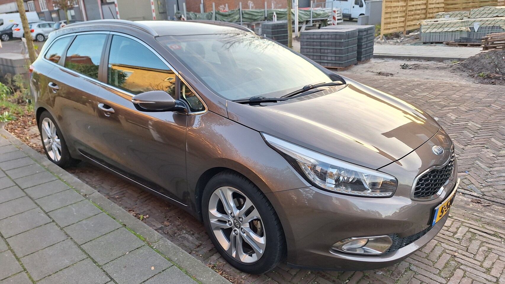 Kia Cee'd Sportswagon - 1.6 GDI Business Pack - AutoWereld.nl