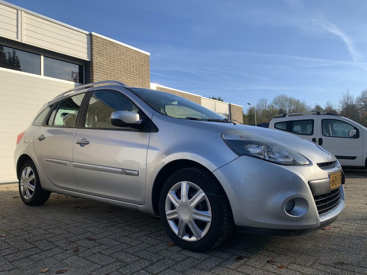 Renault Clio Estate - 1.2 TCE Collection NAP APK Airco Cruise control Elektrische ramen - AutoWereld.nl