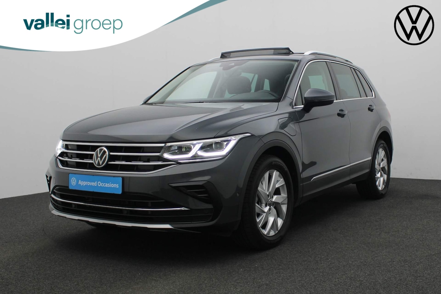 Volkswagen Tiguan - 1.4 TSI 245PK DSG eHybrid Elegance | Pano | IQ Light | Navi | Keyless | Camera | ACC | 18 - AutoWereld.nl