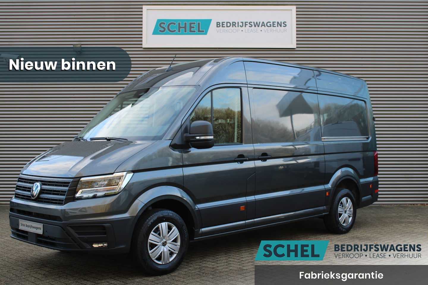 Volkswagen Crafter - 35 2.0 TDI L3H3 177pk - Facelift - 2x Schuifdeur - Navigatie - LED - Geveerde stoel - Virt - AutoWereld.nl