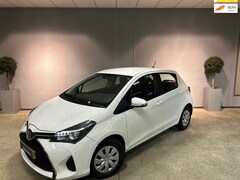 Toyota Yaris - 1.0 VVT-i Aspiration - Camera- Navi - Airco - 1e Eigenaar