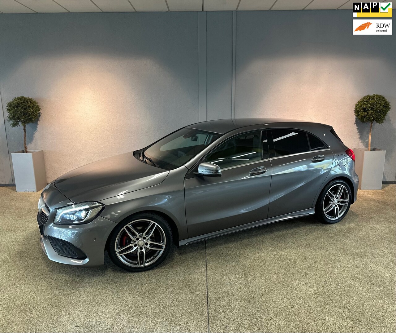 Mercedes-Benz A-klasse - A180 AMG - Facelift - AutoWereld.nl