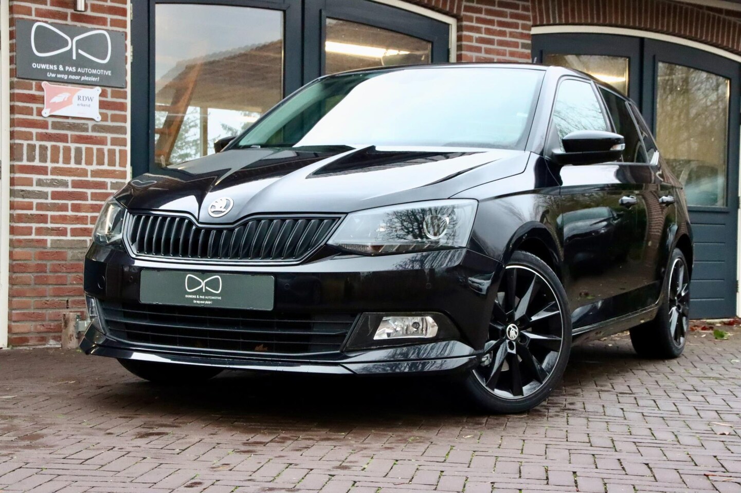 Skoda Fabia - 1.0 TSI Style Black Edition | CLIMA | STOELVERWARMING - AutoWereld.nl