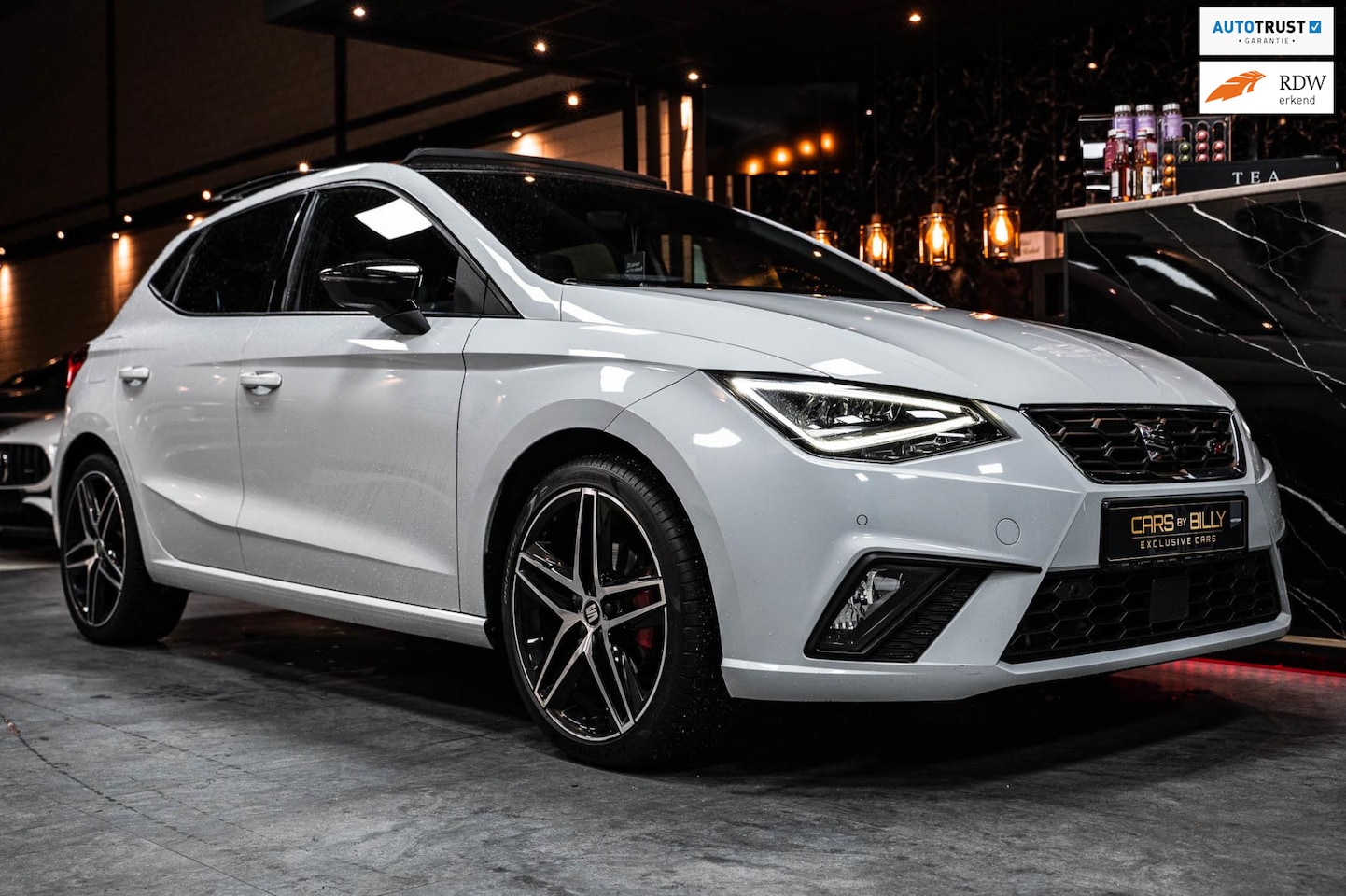 Seat Ibiza - 1.0 TSI FR PANO|VIRTUEEL|AUT|LED - AutoWereld.nl