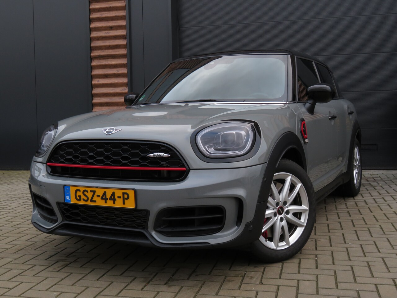 MINI Countryman - Mini 2.0 John Cooper Works ALL4 Chili 1e Eigenaar CarPlay 306PK Facelift-Model - AutoWereld.nl