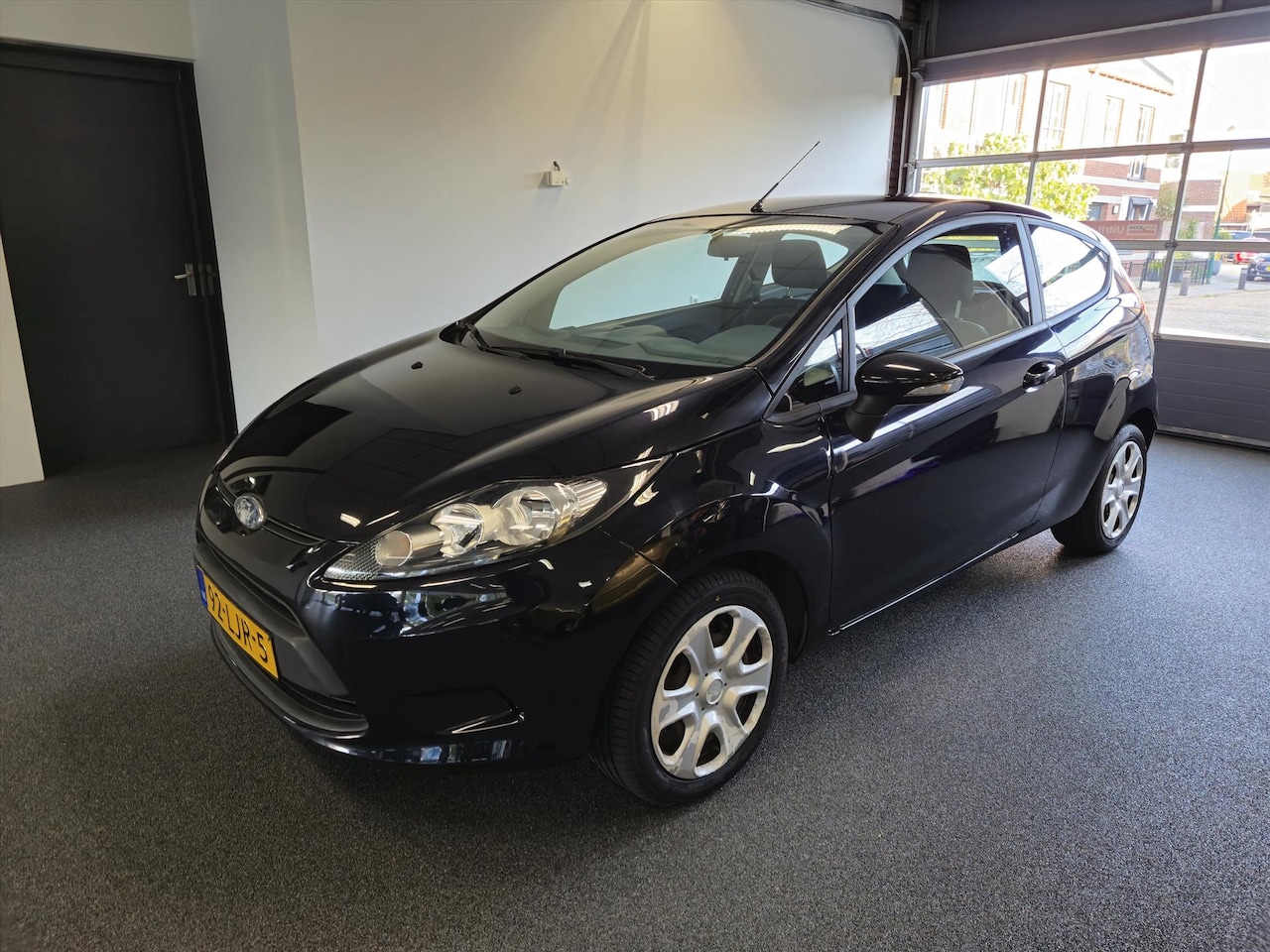 Ford Fiesta - 1.25 Limited 1.25 60pk LIMITED - AutoWereld.nl