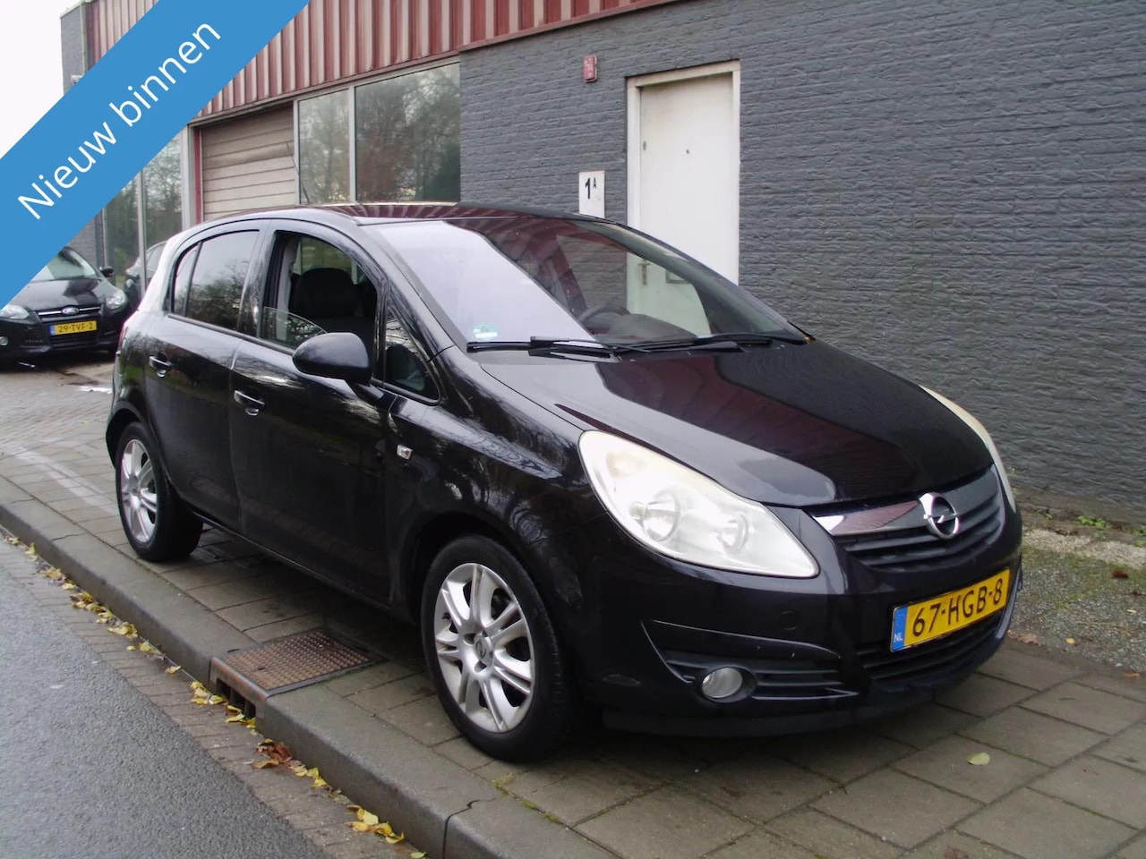 Opel Corsa - 1.4 5 deurs met airco 11-2008 - AutoWereld.nl