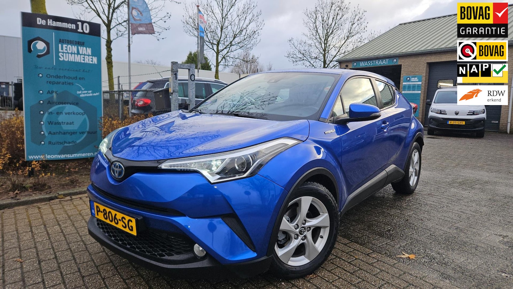 Toyota C-HR - 1.8 Hybrid Active Automaat l Trekhaak l Navi l Climacontrol l Lineassist - AutoWereld.nl