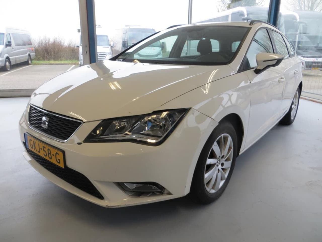 Seat Leon ST - 1.6 TDI Style Connect Ecomotive FOTOS VOLGEN - AutoWereld.nl