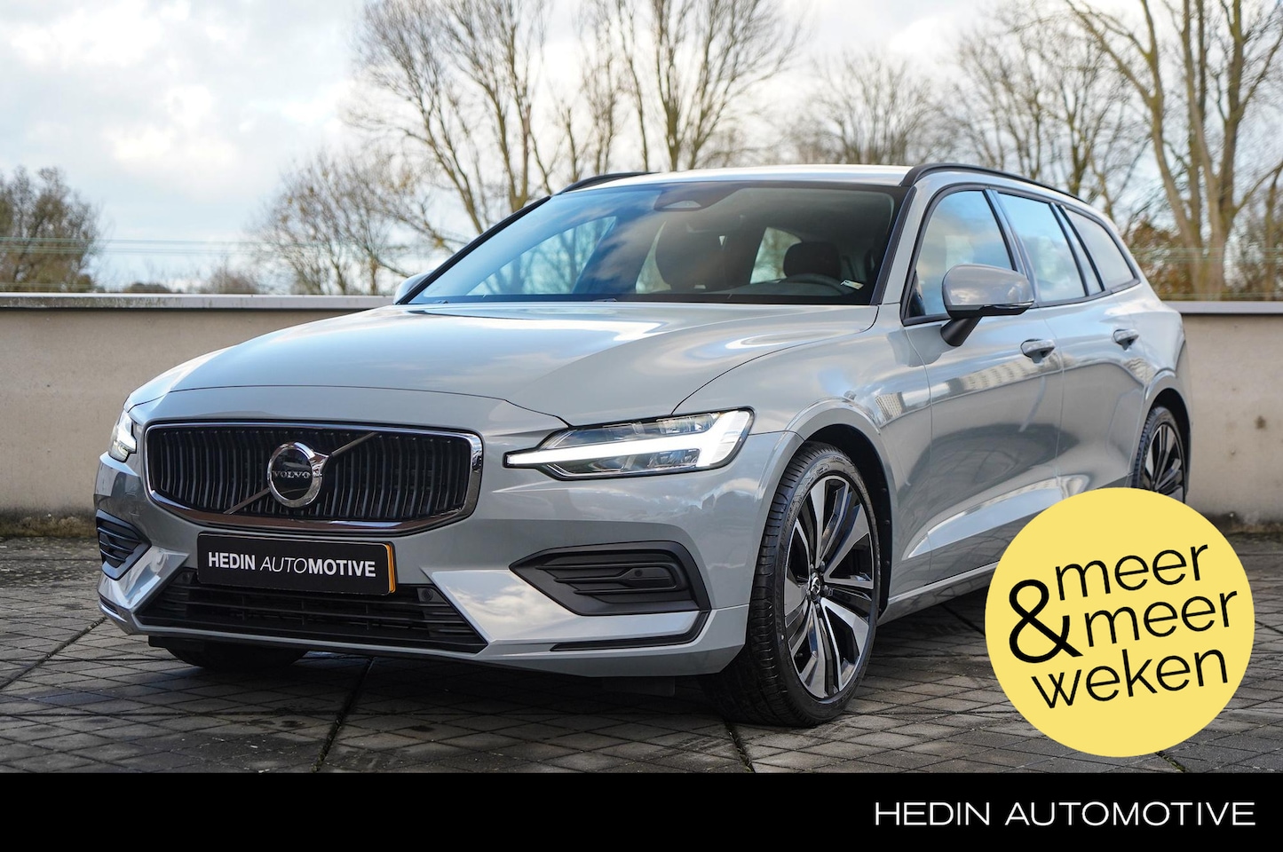 Volvo V60 - 2.0 B3 Essential Edition Climate Pack | Adaptieve Cruise Control | Parkeerverwarming | Mor - AutoWereld.nl