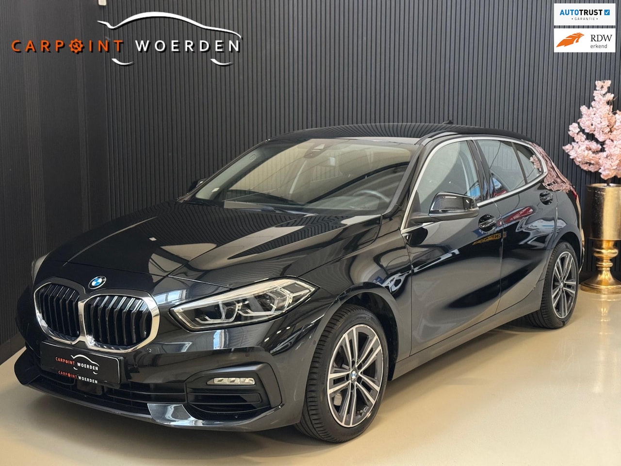 BMW 1-serie - 116i CAMERA | LED | CARPLAY - AutoWereld.nl