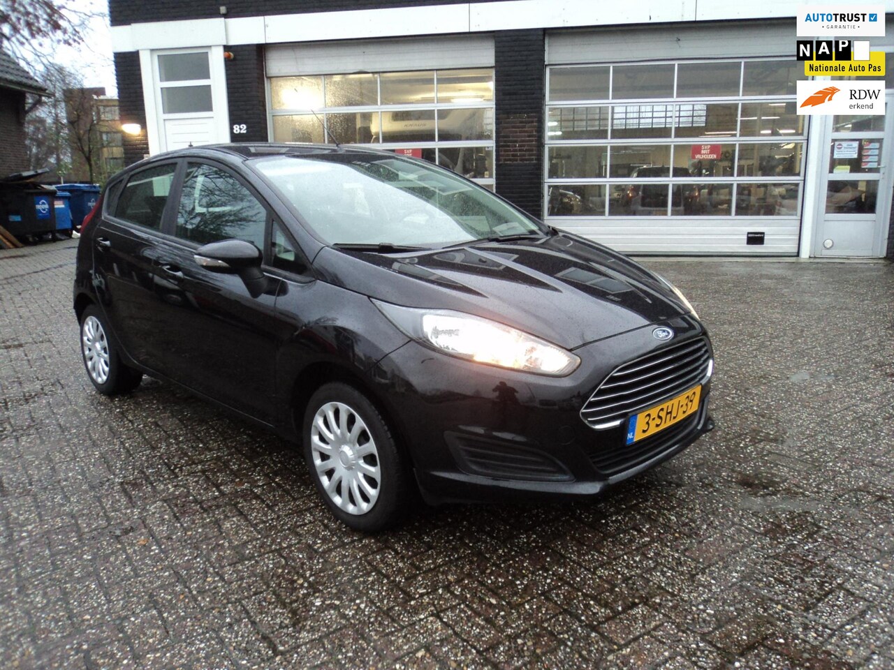 Ford Fiesta - 1.0 Style Navigatie Airco - AutoWereld.nl