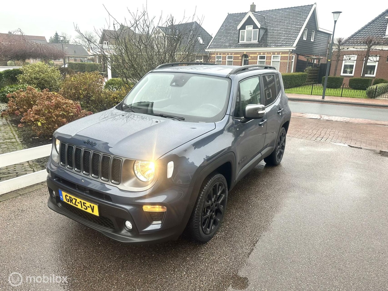 Jeep Renegade - 4xe 240 Plug-in Hybrid Electric S 4xe 240 Plug-in Hybrid Electric S - AutoWereld.nl