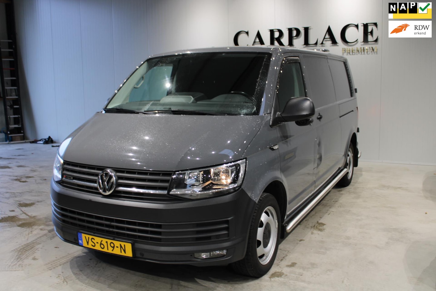 Volkswagen Transporter - 2.0 TDI L2H1 DC 4Motion Highline 2.0 TDI L2H1 DC 4Motion Highline - AutoWereld.nl