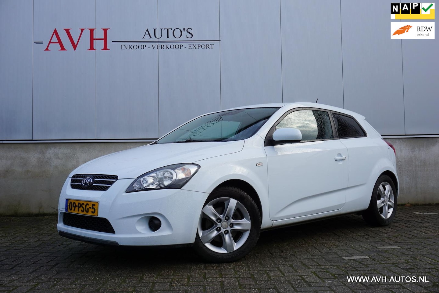 Kia Pro cee'd - 1.4 CVVT X-tra 1.4 CVVT X-tra - AutoWereld.nl