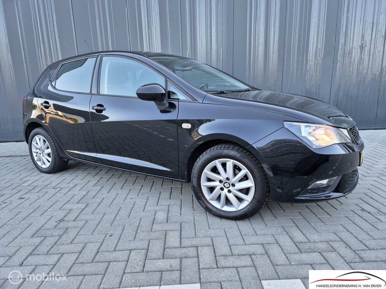 Seat Ibiza - 1.2 TSI Chill Out plus 1E EIGENAAR 80000KM NAP! - AutoWereld.nl